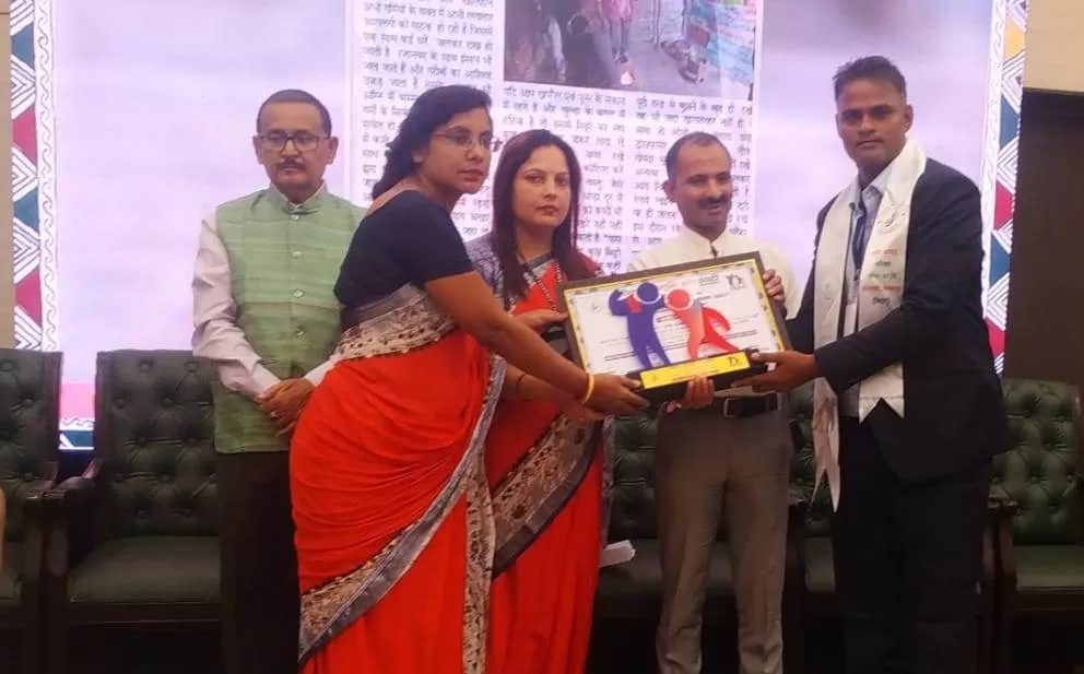 61 people including Bhupendra of Bareilly received the National Disaster Angel Award in Delhi.