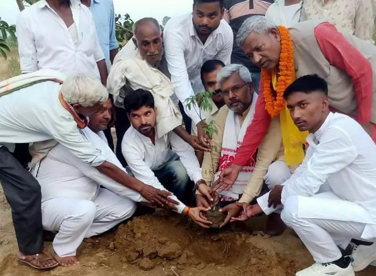 Unveiling of the statue of Veerangana Ahilyabai, rally taken out and plantation done,वीरांगना अहिल्याबाई की प्रतिमा,