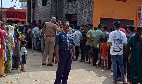 Scouts served the devotees at Shiva temples in Nath Nagari, facilitated darshan and Jalabhishek