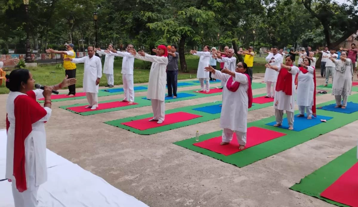 #बरेली, BareillyLive, #InternationalYogaDay2025, अंतर्राष्ट्रीय योग दिवस ,#YogaforOneEarthOneHealth,