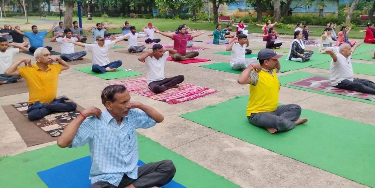 #बरेली, BareillyLive, #InternationalYogaDay2025, अंतर्राष्ट्रीय योग दिवस ,#YogaforOneEarthOneHealth,