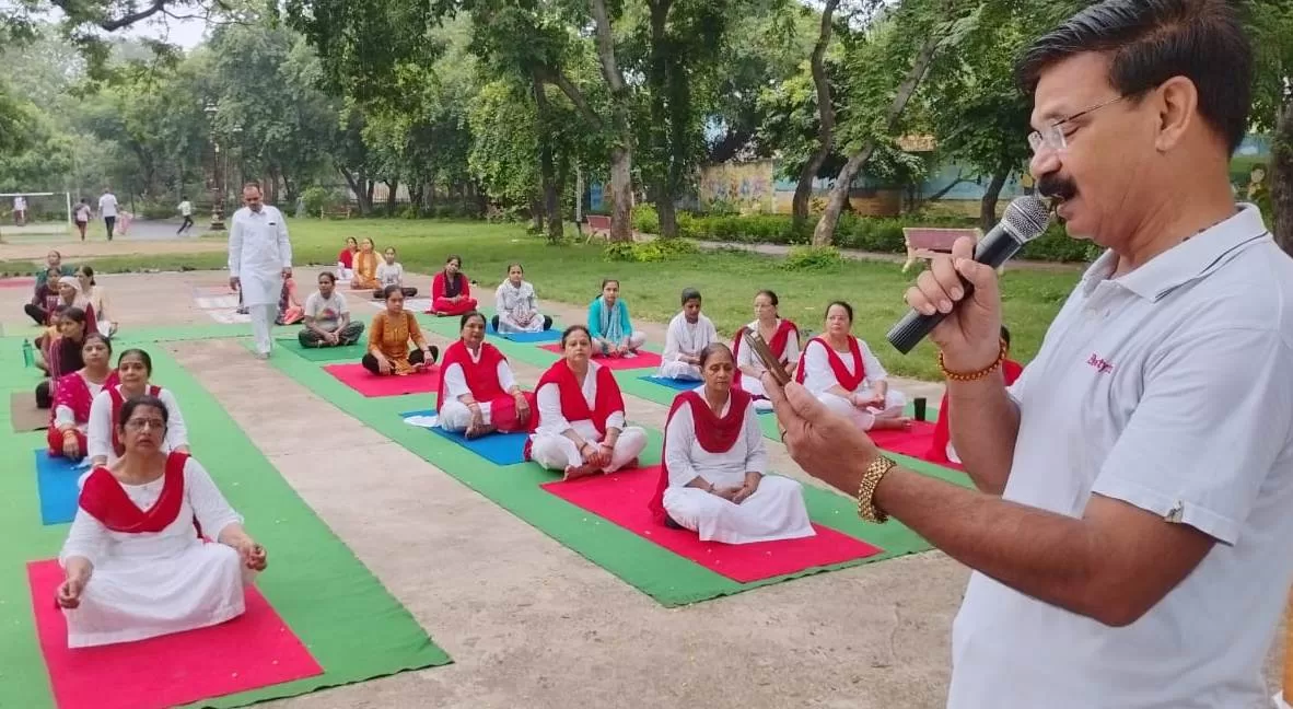 #बरेली, BareillyLive, #InternationalYogaDay2025, अंतर्राष्ट्रीय योग दिवस ,#YogaforOneEarthOneHealth,