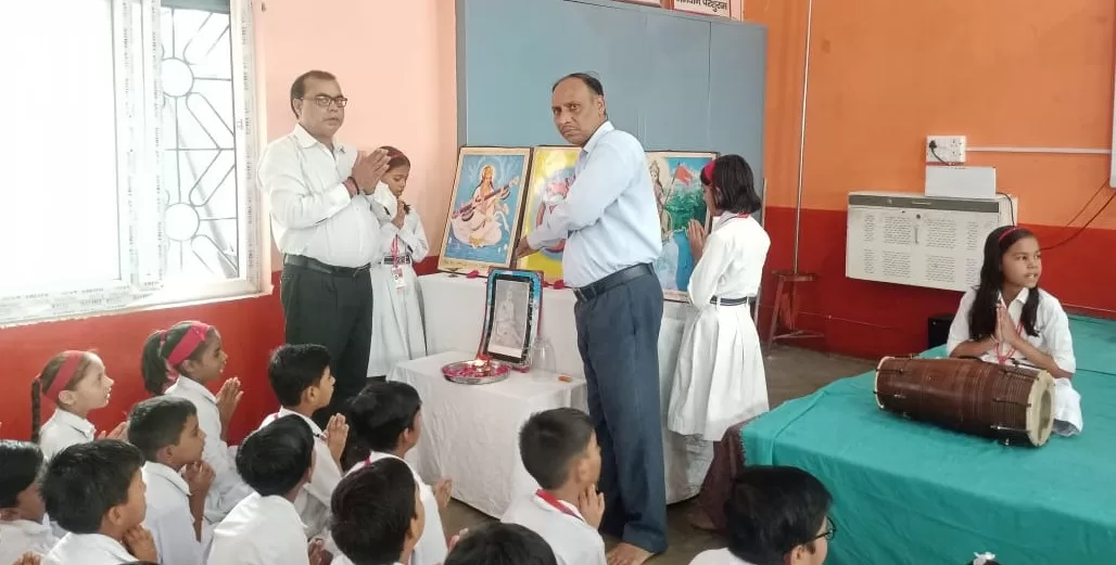 guru purnima utsav, saraswati shishu mandir, nainital road, #bareilly, सरस्वती शिशु मंदिर, गुरु पूर्णिमा,