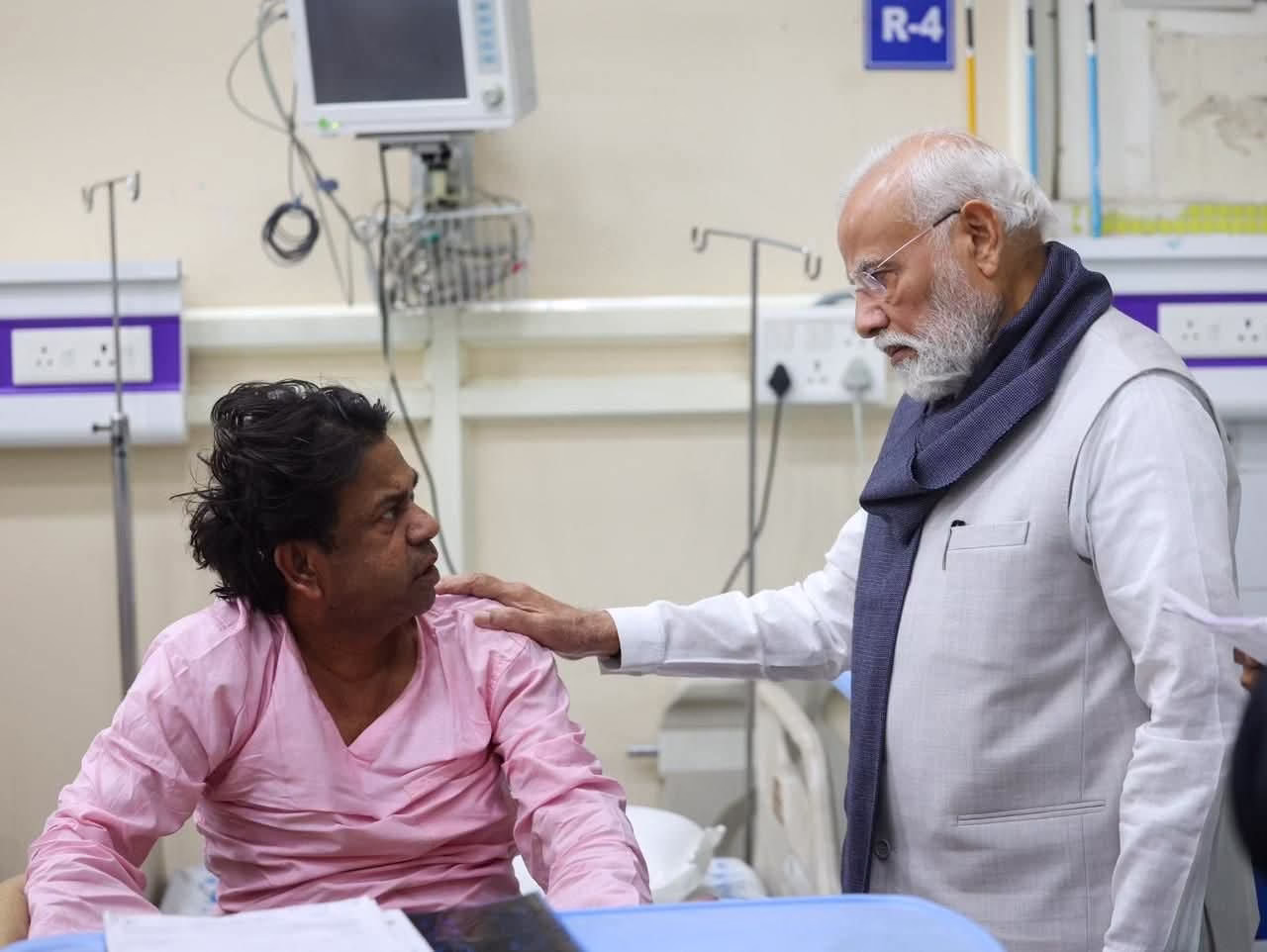 #PMModi, #Delhi, #LNJPHospital, #DelhiBlast,