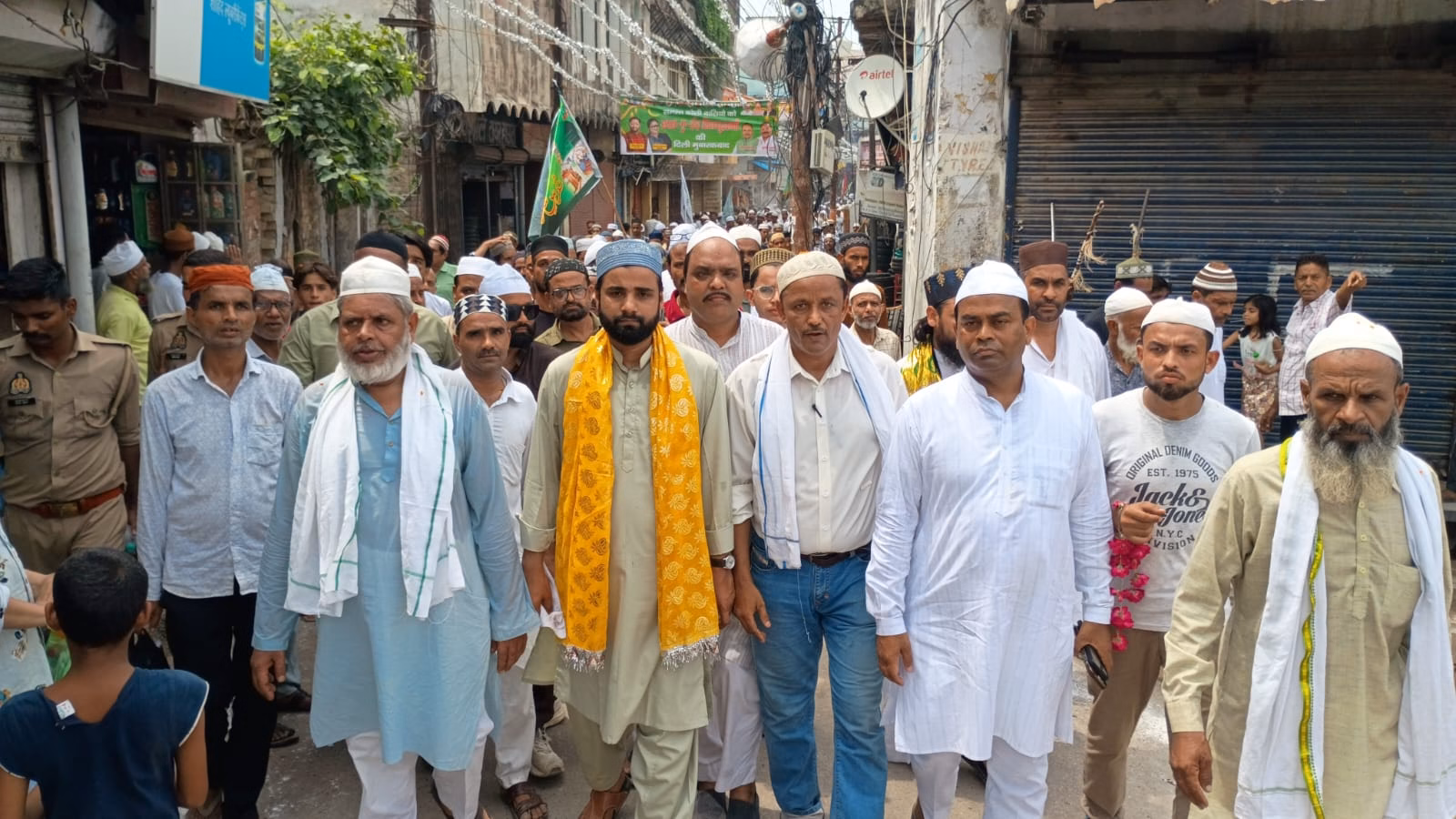 ईद मिलादुन्नबी पर निकला जुलूसे मोहम्मदी, हजारों अकीदतमंद हुए शामिल 1