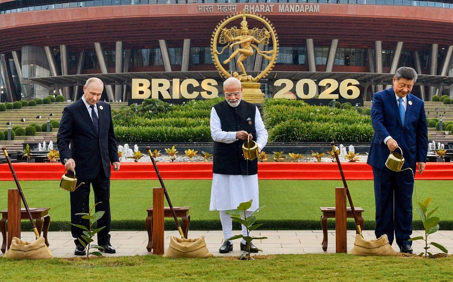 हम साथ साथ हैं 18वें ब्रिक्स शिखर
